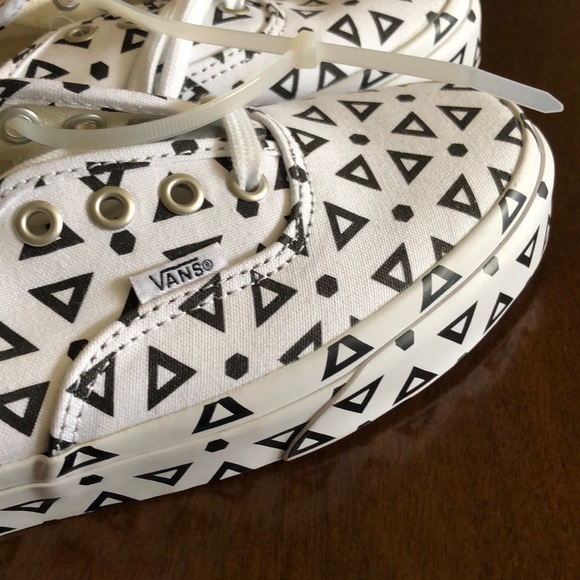 Vans ♥️ - Picture 4 of 5